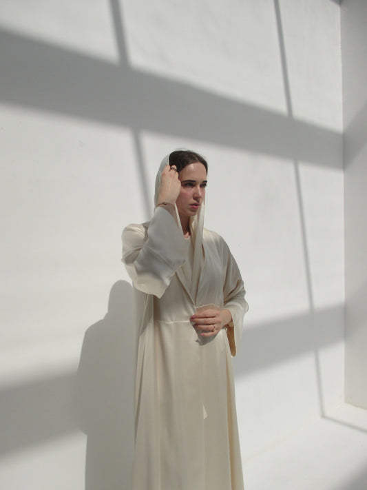 EQ01 - The Flows Abaya