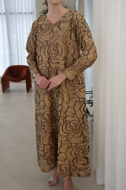 EE11 - The Rose Petals Dress