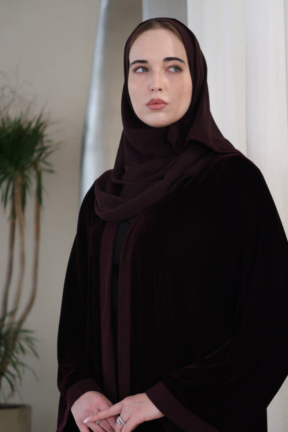 EE07- The Velvet Muse Abaya