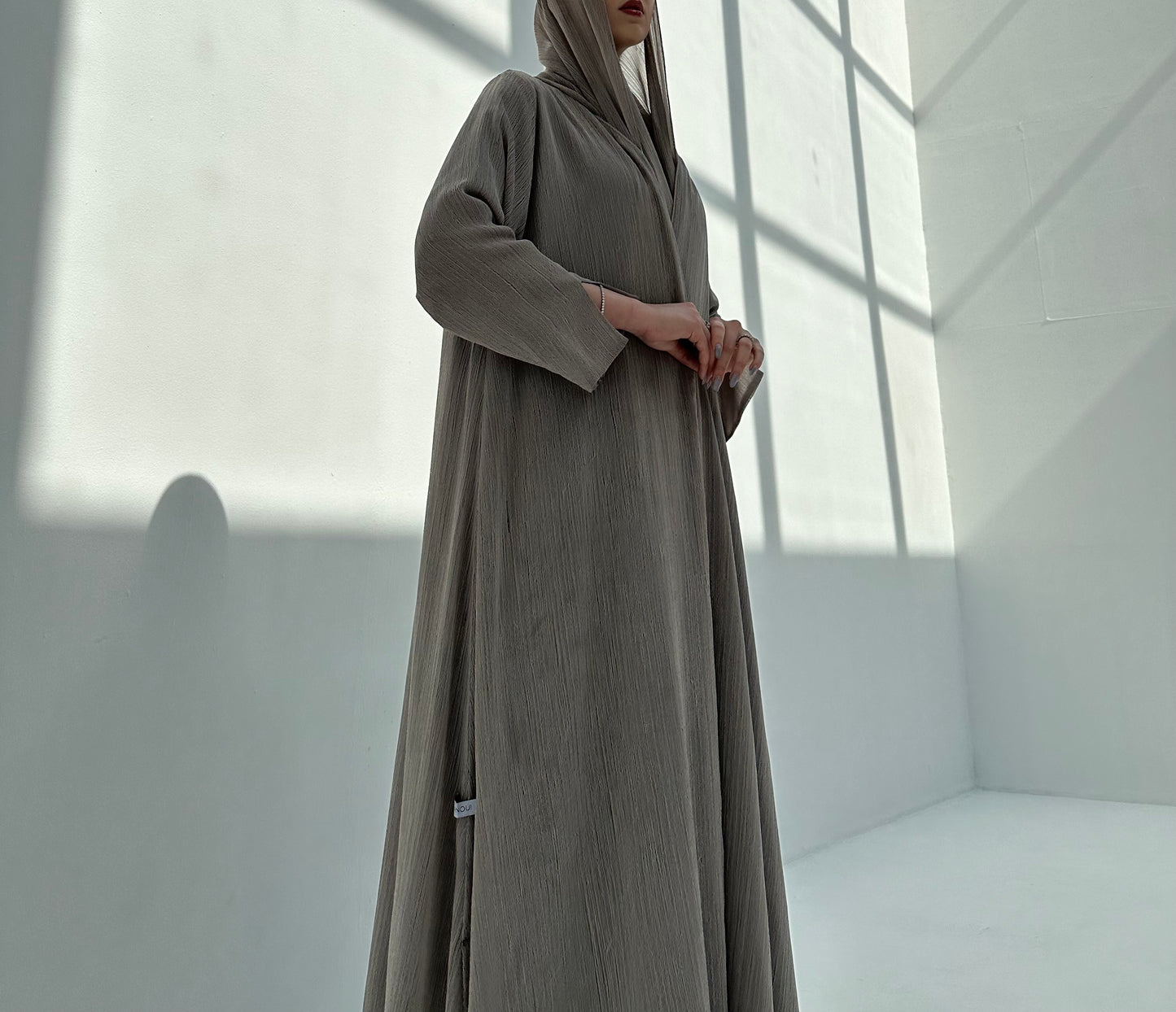 ER04 - The Glam wear abaya